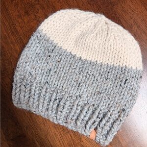 Chunky Two-Tone Knit Beanie